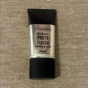 Smashbox Photo Finish Smooth & Blur Primer - Silver and Black